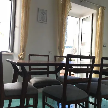 Smeraldo - Immobilevante Apartman Ponza