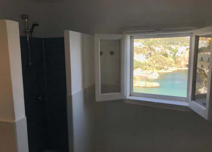 Smeraldo - Immobilevante * Ponza